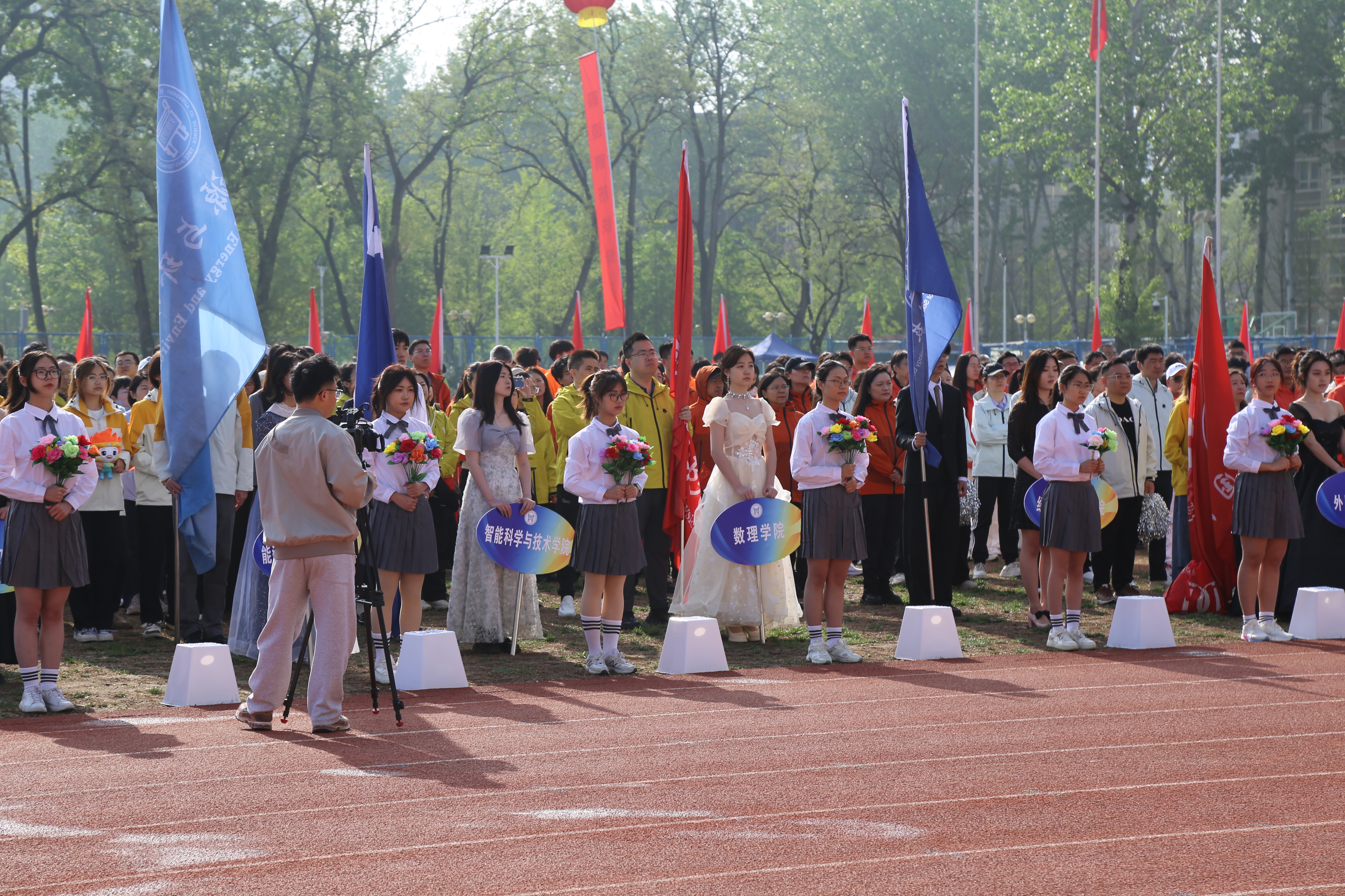 1745305733113602.jpg 1745305733113602.jpg